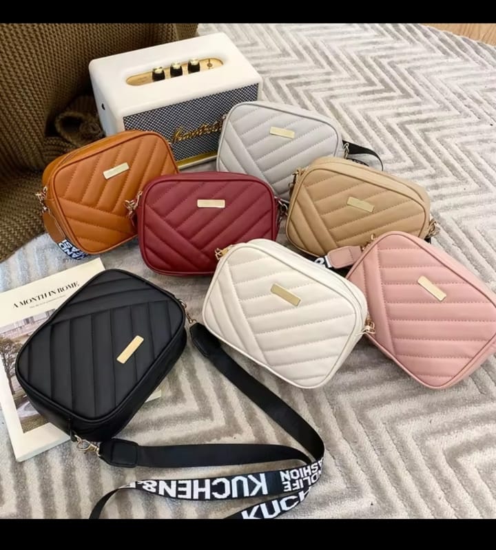 High-Quality Quilted Crossbody Bag – Stylish & Versatile
